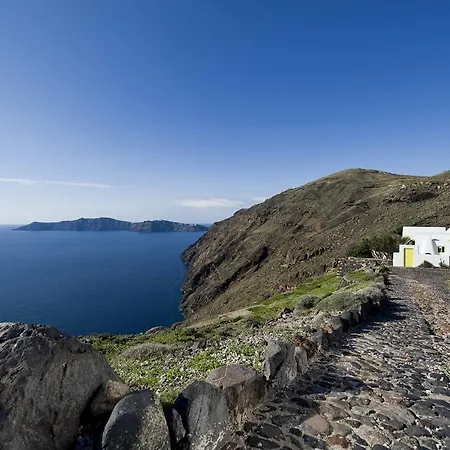 Ftelari Villa *
